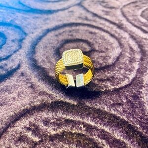 Beautiful Gold 💛 Plated Adjustable Diamond💍 Ring, Perfect for the Holidays!🎁